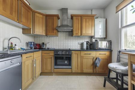 James_a man_avenue__2_.JPG