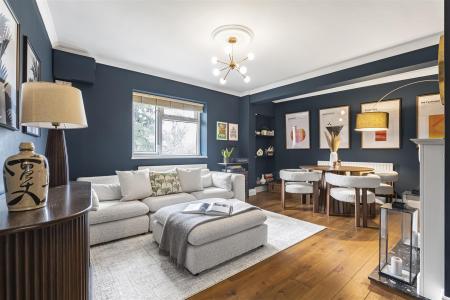 James_anderson-62_chertsey_court__1_ - Copy.JPG