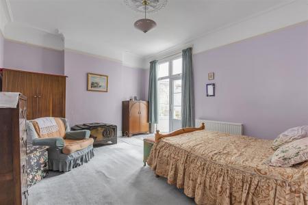 James_anderson-1_vicarage_gardens__12_.jpg