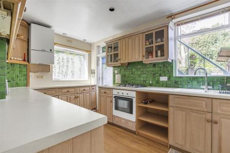 James_anderson-1_vicarage_gardens__3_.jpg
