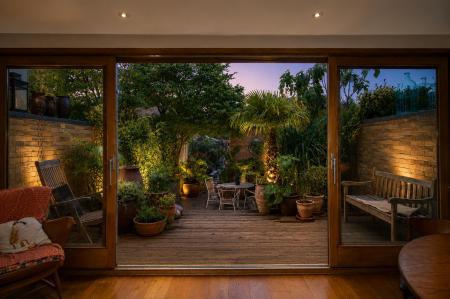 GARDEN SHOT.png