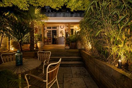 GARDEN SHOT 1.png