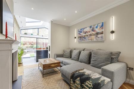 James_anderson-25_buxton_road__16_.JPG