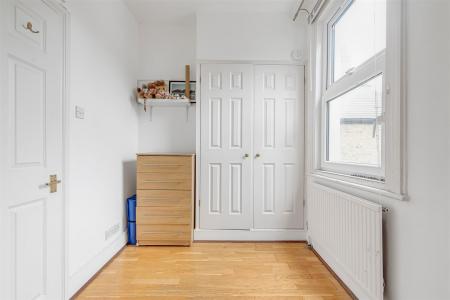 James_anderson-FFF__160a_upper_richmond_road__1_.j