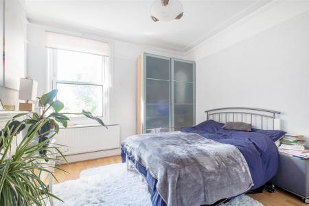 bedroom.jpg