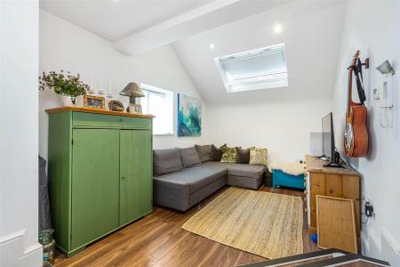 JA-3_Lambourn_House-7.jpg