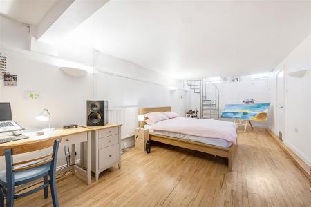 27242_ja_19b_sheen_lane_4