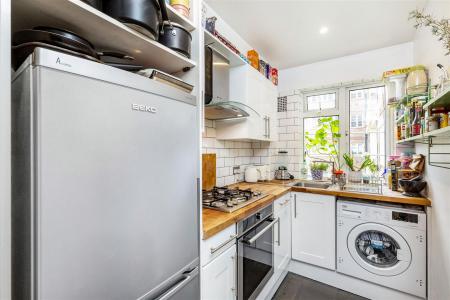 29044_james_anderson___190_chiswick_village___8