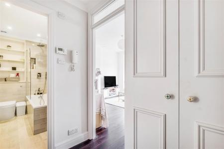 JA-Flat_1__317__Upper_Richmond_Road-8.jpg