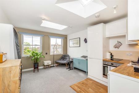 29188_james_anderson___flat_d_318_upper_richmond_r