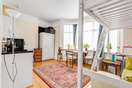 James_anderson-flat_3__201a_upper_richmond_road-sw