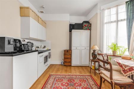 James_anderson-flat_3__201a_upper_richmond_road-sw