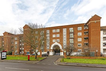 26478_james_anderson___flat_130_chertsey_court___1