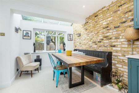 30557_ja_27_fitzgerald_ave_11