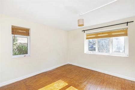 27329_james_anderson___3_brook_court___14