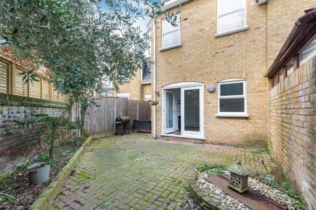 James_anderson-flat_2__9_ennerdale_road-tw9__15_.j