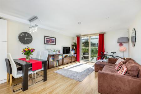 27819_james_anderson___23_garden_road___4