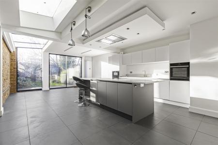 James_anderson-41_kingsway___22_.JPG
