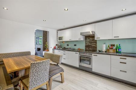 186a_Upper_Richmond_Road_West-29.jpg