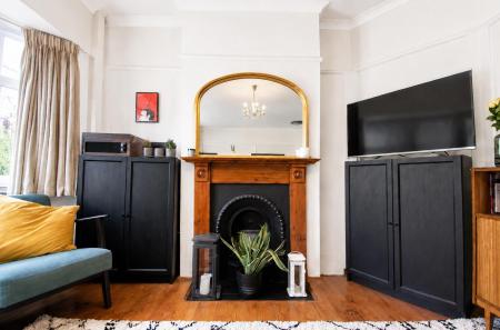 Living Room 1.png