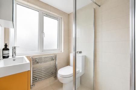 Bathroom 3.png