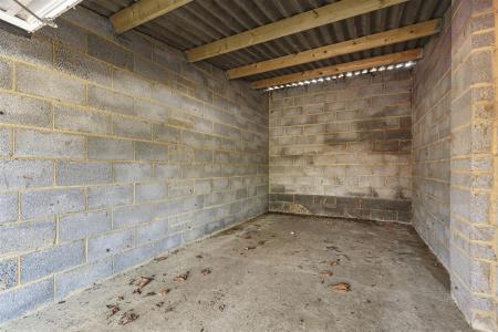 James_anderson-garage_3__25_lytton_grove__3_.JPG