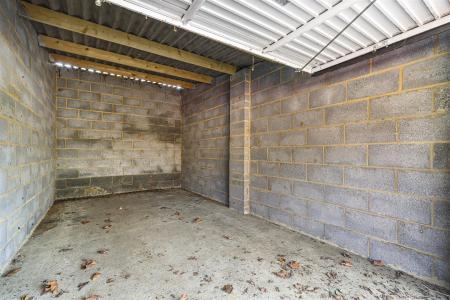James_anderson-garage_3__25_lytton_grove__1_.JPG