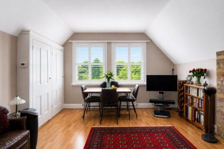 e142f80c-31e5-4780-9df4-bdc0c89a25b2.png