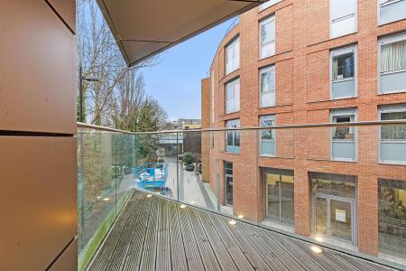 32585_james_anderson___102_millenium_house___19_lo