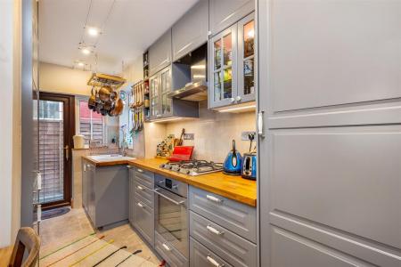 25836_james_anderson___115a_roehampton_vale___7_lo