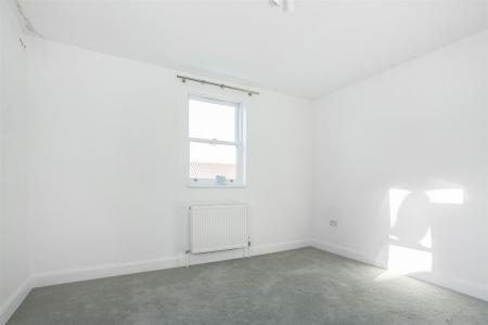 32035_james_anderson___118_putney_high_st___8_lo.j