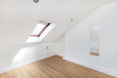 28831_134c_upper_richmond_road5_lo