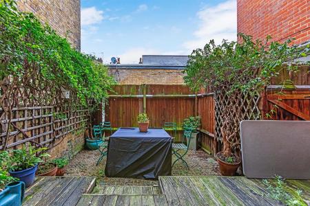 19389_95_felsham_road8_lo