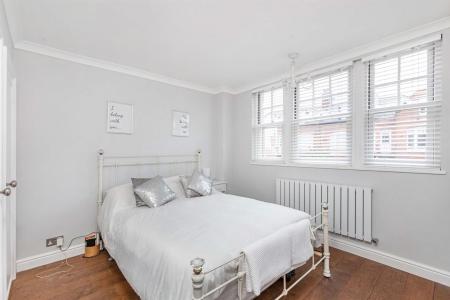 19389_95_felsham_road1_lo