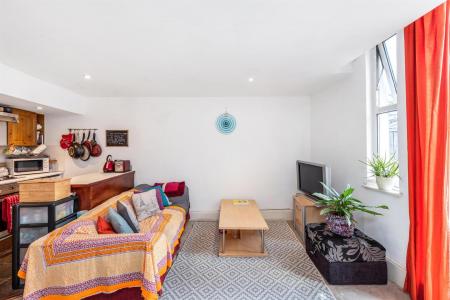 22227_134a_upper_richmond_road2_lo