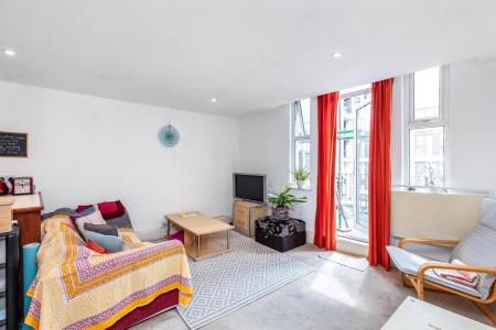 22227_134a_upper_richmond_road1_lo