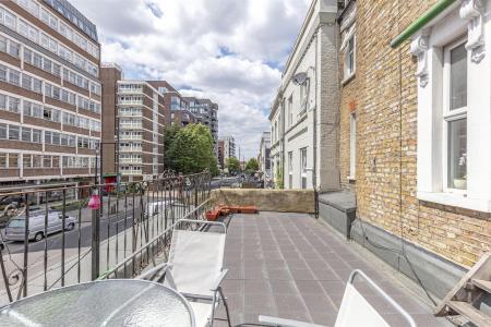 22227_134a_upper_richmond_road5_lo