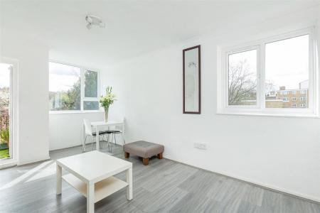 28367_ja_151_hayward_gardens_4_lo