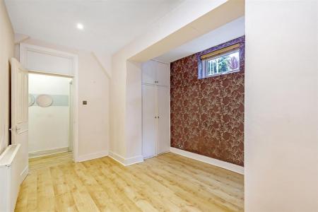 30628_james_anderson___flat_2_14_cambalt_road___13