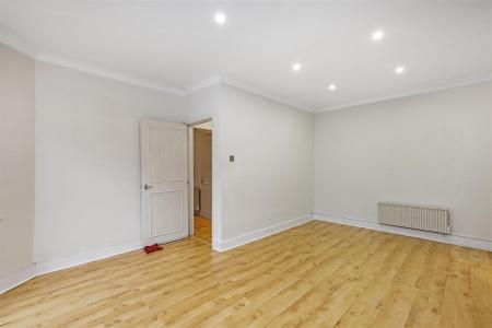 30628_james_anderson___flat_2_14_cambalt_road___6_