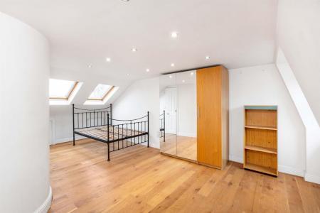 20120_391a_upper_richmond_road10_lo