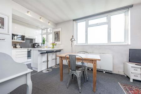 27080_james_anderson_42_avon_court_8_lo