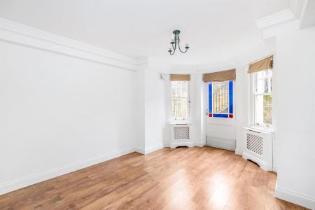 22938_james_anderson___4_dryburgh_court___15_lo