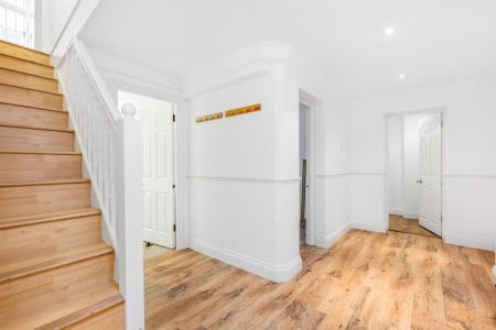 22938_james_anderson___4_dryburgh_court___11_lo