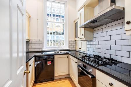 22938_james_anderson___4_dryburgh_court___9_lo