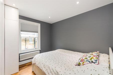 25432_james_anderson___40_lower_richmond_road___10