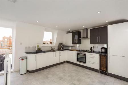 25432_james_anderson___40_lower_richmond_road___6_