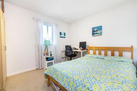 29709_ja_18_hawthorn_court_5_lo