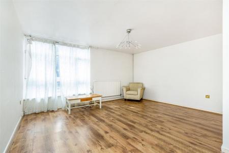 22288_james_anderson_39_woking_close_5_lo