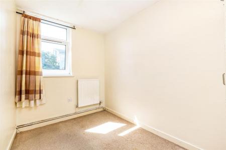 22288_james_anderson_39_woking_close_10_lo